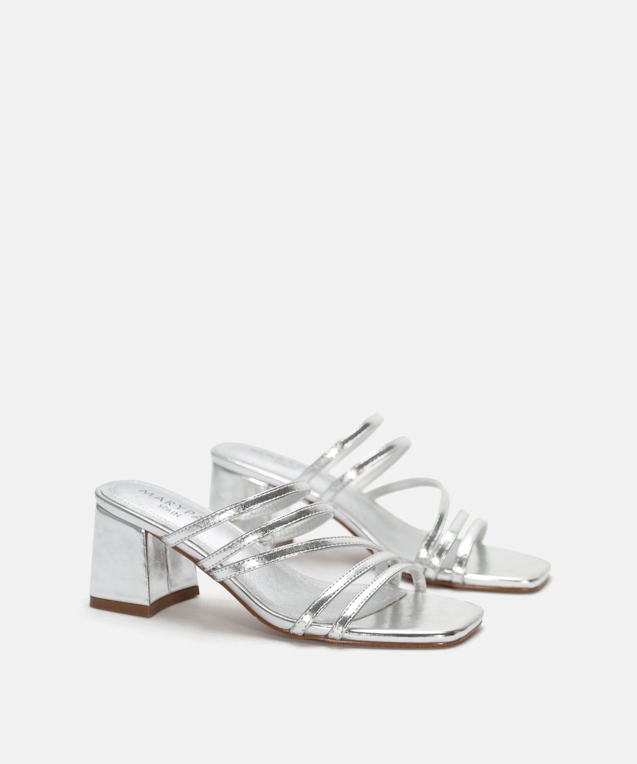 Sand&aacute;lia salto tiras image number null